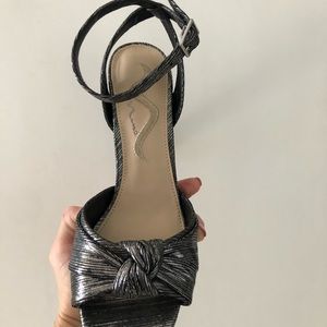 BRAND NEW w/ TAGS MIA HEELS.
